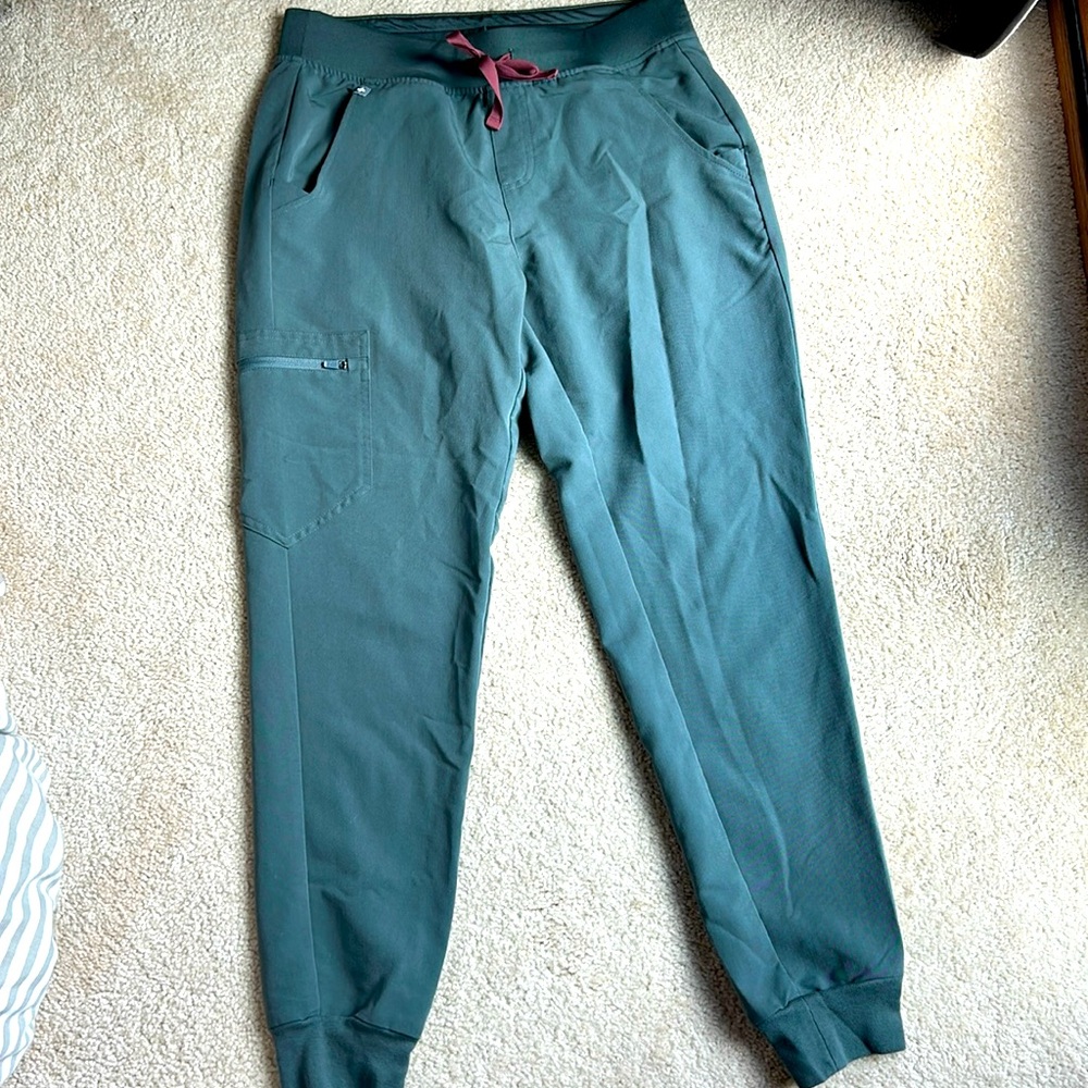 Figs Jogger Scrub Pants